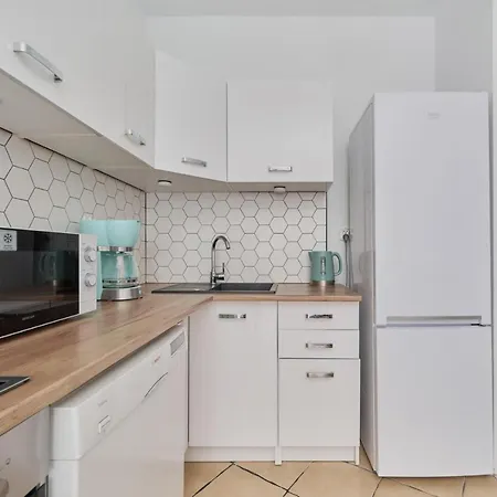 Apartmán Family Kamienna With Balcony 1,5 Km To Wroclavia By Renters